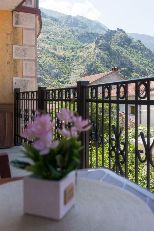 Ena Apartment Kotor Dış mekan fotoğraf